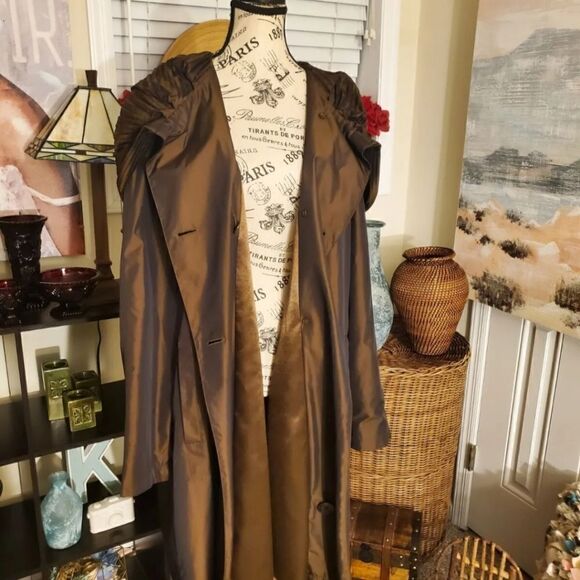 Vtg Gallery Water Repellent Accordian Plated Neckline Stylish Raincoat - Picture 3 of 13